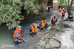 Đội chữa cháy và CNCH khu vực 3 chung tay thực hiện công tác dân vận tại địa phương