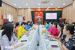 Chi hội Nữ trí thức các cơ quan khối Đảng thành phố họp mặt truyền thống nhân kỷ niệm Ngày Phụ nữ Việt Nam