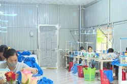 Từ mái ấm đến sinh kế, tiếp sức đồng bào thoát nghèo