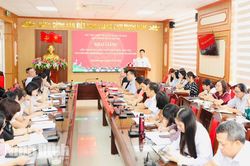 Tập huấn lồng ghép kiến thức dân tộc vào chương trình Trung cấp lý luận chính trị