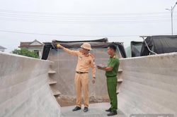 Cao điểm tổng kiểm soát, xử lý vi phạm các phương tiện chở hàng