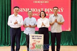 Đảng ủy xã Chiềng Sung tổ chức sinh hoạt chi bộ mẫu
