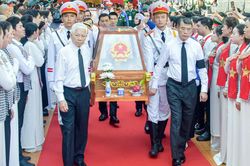 Thiêng liêng và xúc động Lễ truy điệu, an táng 731 hài cốt liệt sĩ quy tập tại Công viên Lê Thị Riêng