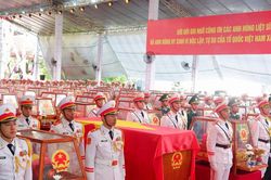 'Xin các liệt sĩ xem TP. Hồ Chí Minh là nơi đất lành để yên nghỉ'