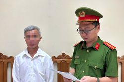 Khởi tố 2 cựu cán bộ xã tự ý bán đất công