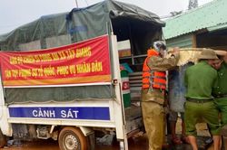 Gần dân, sát cơ sở, giữ bình yên miền biên viễn Tây Giang