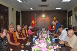 Đối thoại về pháp tu học Kim cang thừa đến trí tuệ tính không