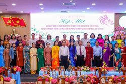 Cà Mau họp mặt nữ cán bộ lãnh đạo, quản lý nhân Ngày Phụ nữ Việt Nam