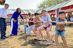 Tạo thuận lợi tối đa để học sinh, sinh viên, thanh niên dân tộc thiểu số TP. Hồ Chí Minh phát triển
