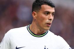 Barcelona đưa Pedro Porro vào danh sách ưu tiên, Tottenham đối mặt nguy cơ mất trụ cột?