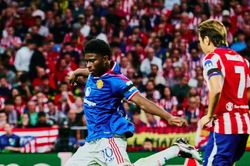 Manchester United: Khó khăn tiếp tục bủa vây
