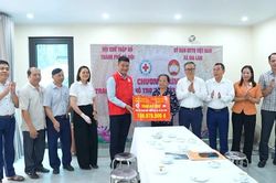 Xã Gia Lâm trao kinh phí hỗ trợ xây dựng nhà Đại đoàn kết cho hộ khó khăn