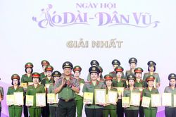 Cụm thi đua số 5 xuất sắc giành giải Nhất 'Ngày hội Áo dài - Dân vũ' 2026