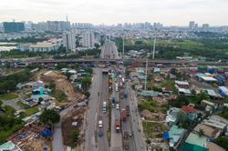 Tin vui cho tài xế qua nút giao Mỹ Thủy khi nhánh cầu mới sắp thông