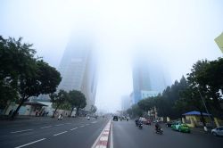 Thời tiết hôm nay 15.10: Bắc Bộ sáng sớm có sương mù