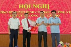 Điện Biên điều động nhiều cán bộ chủ chốt các sở, ngành về xã