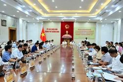 Phó Thủ tướng Chính phủ Nguyễn Văn Thắng làm việc với thành phố Quảng Ninh