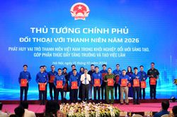 Thủ tướng Lê Minh Hưng đối thoại với thanh niên về khởi nghiệp, đổi mới sáng tạo