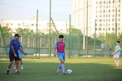U.17 Việt Nam sang Hàn Quốc và UAE tập huấn từ 19-10