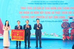 Trường THPT chuyên Lê Quý Đôn kỷ niệm 40 năm thành lập