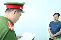 An Giang: Khởi tố giám đốc phòng giao dịch ngân hàng vì lừa đảo
