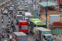 TPHCM triển khai giải pháp giảm ùn tắc khi thi công Metro số 2