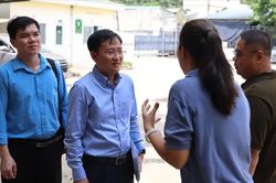 LĐLĐ TPHCM: Không xem tiền đóng bảo hiểm của công nhân là 'nguồn vốn tạm'