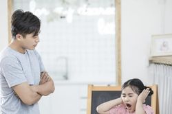 3 việc cha mẹ nên làm thường xuyên để thắt chặt niềm tin với con