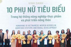 GS.TS.NGƯT Nguyễn Thị Lan được tôn vinh là phụ nữ tiêu biểu