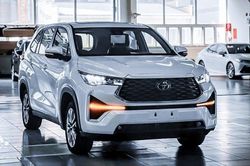 Top 5 mẫu xe hybrid bán chạy nhất tháng 9/2026: Toyota Innova Cross HEV tiếp tục dẫn đầu