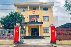 Yêu cầu làm rõ việc 2 hiệu trưởng làm giáo viên, nhân sự nơi khác về làm hiệu trưởng