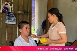 Vòng tay nhân ái: Nỗi lòng người vợ có chồng liệt giường, con thơ suy thận