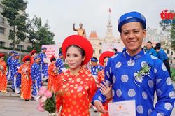 Lễ cưới tập thể dành cho 52 cặp đôi có hoàn cảnh khó khăn