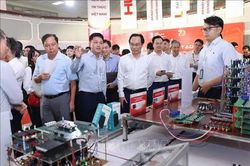 Từ bài toán của đất nước đến khát vọng đại học nghiên cứu xuất sắc