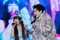 Lohan hát live gần 20 ca khúc, mashup loạt hit cực cháy cùng Bảo Thy và Lương Bích Hữu