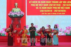 Phụ nữ Cần Thơ: Giữ lửa gia đình, sáng ngời trách nhiệm