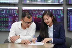VN-Index mất mốc 1.700 điểm, khối ngoại bán ròng 9 phiên liên tiếp