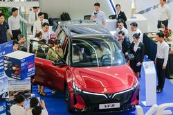 VinFast VF 8 dẫn đầu doanh số phân khúc xe gầm cao hạng D
