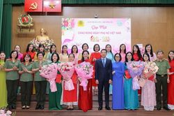 Cụm thi đua số 1 Bộ Công an gặp mặt nhân kỷ niệm Ngày Phụ nữ Việt Nam 20/10