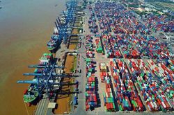 Sức hút đầu tư dài hạn của Việt Nam và bài toán hóa giải 'chi phí ẩn'