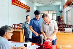 KỶ NIỆM 96 NĂM NGÀY TRUYỀN THỐNG CÔNG TÁC DÂN VẬN CỦA ĐẢNG (15-10) Lấy sự hài lòng của nhân dân làm thước đo hiệu quả công việc
