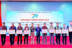 Đồng Tháp: Họp mặt huấn luyện viên thanh niên qua các thời kỳ