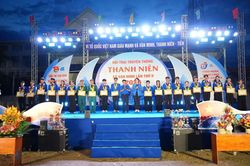 Thủ lĩnh thanh niên trong thời đại số