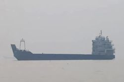 Ít nhất 10 tàu bị tấn công trong 4 ngày tại eo biển Hormuz, mức cao nhất kể từ khi xung đột Trung Đông bùng phát