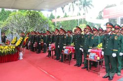 [CẬP NHẬT] - Tuyên Quang tổ chức Lễ viếng, truy điệu và an táng hài cốt liệt sĩ