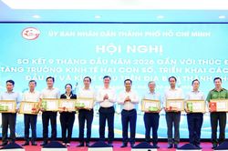 Giải ngân tốt, nhiều phường ở TP.HCM được thưởng công trình trăm tỷ đồng
