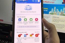 Hà Nội nhận giải thưởng chuyển đổi số xuất sắc với iHanoi và HanoiWork
