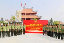 Cục Ngoại tuyến dâng hương tri ân trên quê hương Hưng Yên
