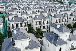 Cổ phiếu Vinhomes xuống thấp nhất 6 tháng, VN-Index mất hơn 14 điểm