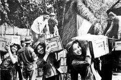 Từ 1/12, thêm nhóm thanh niên xung phong được trợ cấp 1,08 triệu đồng/tháng